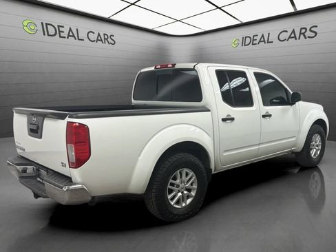 Used 2017 Nissan Frontier SV RWD image 5