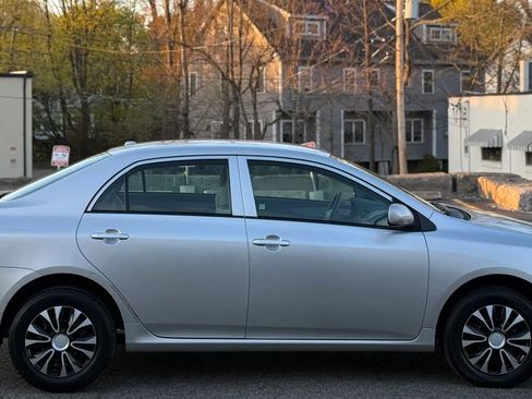 Used 2010 Toyota Corolla S FWD image 9
