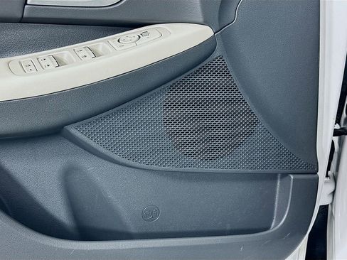Used 2025 Hyundai Sonata SEL FWD image 18
