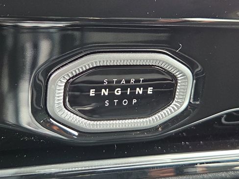 New 2026 Jeep Grand Cherokee L 4WD image 19