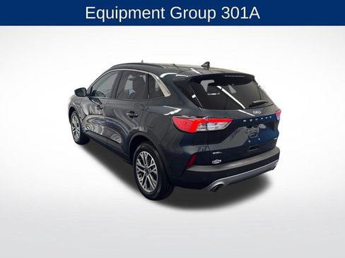 Used 2022 Ford Escape SEL w/ Technology Package AWD/4WD image 3