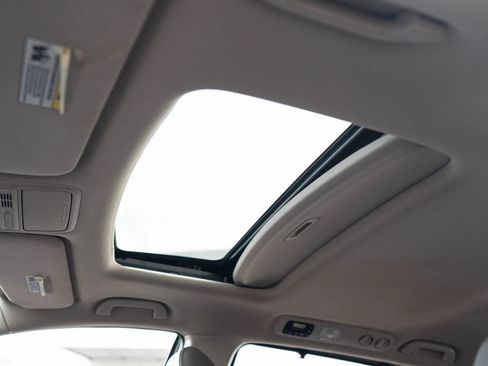 Used 2015 Honda Odyssey EX-L image 42