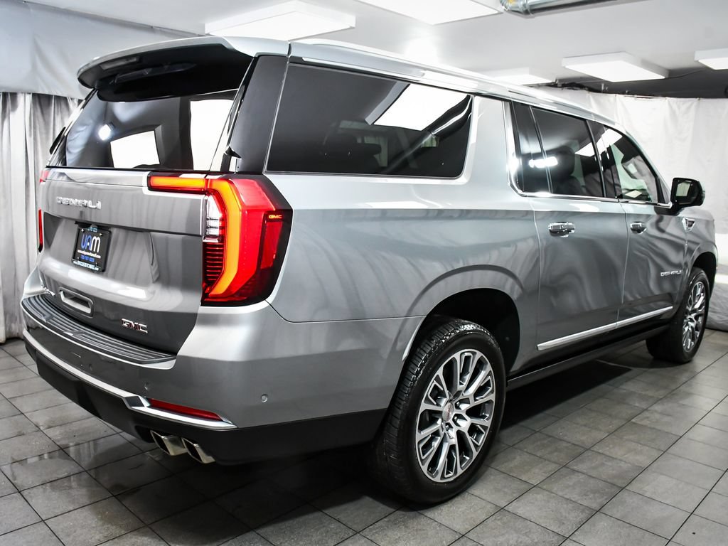 Used 2026 GMC Yukon XL Denali w/ Sun & Power Step Package AWD/4WD image 6