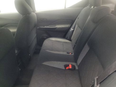 Used 2020 Nissan Kicks S FWD image 18
