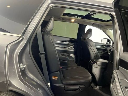 Used 2025 INFINITI QX60 Pure FWD image 25