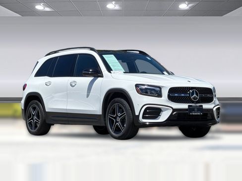 Certified 2024 Mercedes-Benz GLB 250 image 7