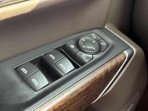 Used 2020 GMC Sierra 1500 Denali AWD/4WD image 18