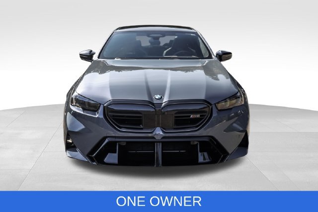 Used 2026 BMW M5 w/ Executive Package AWD/4WD image 3