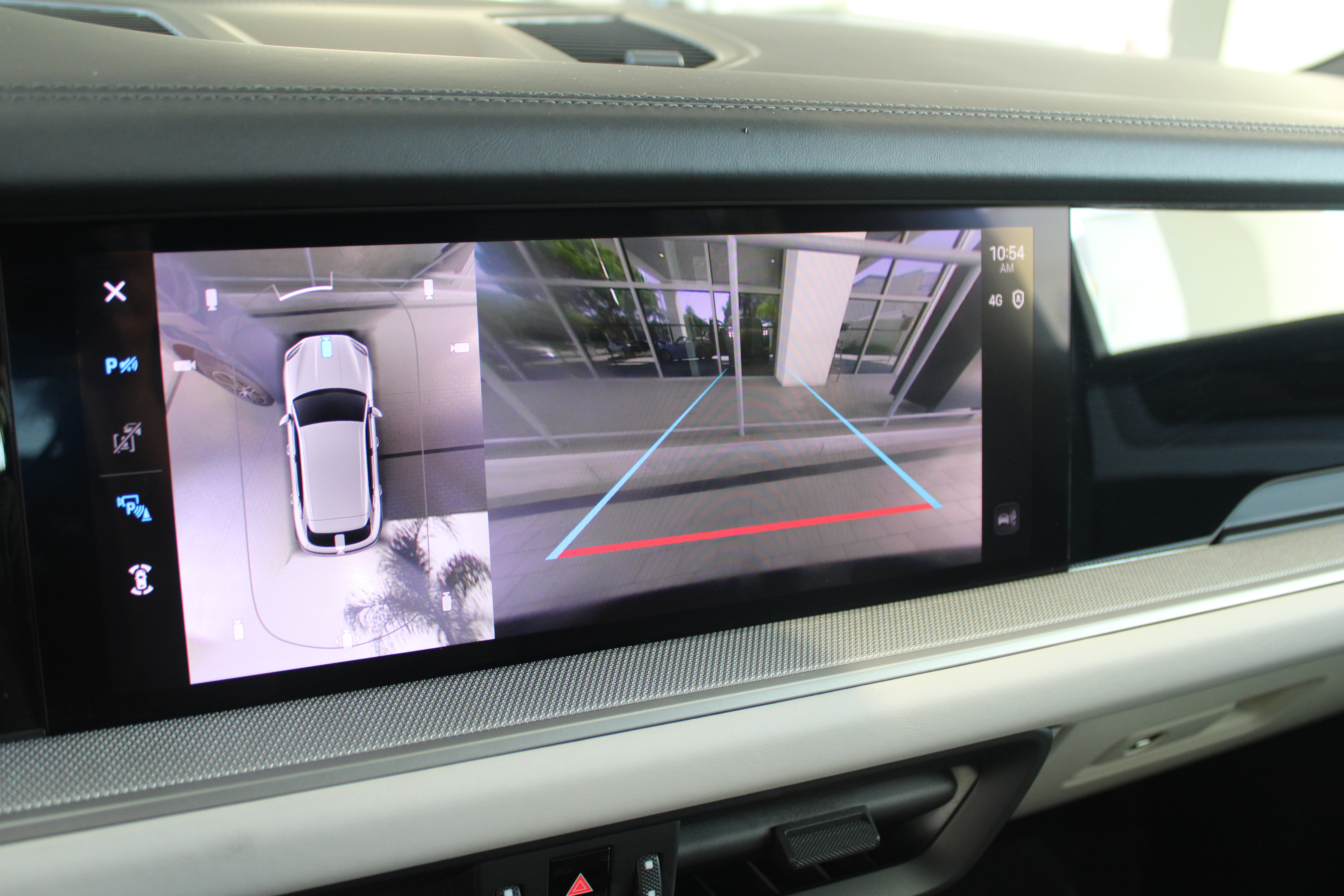 Certified 2026 Porsche Cayenne AWD/4WD image 16