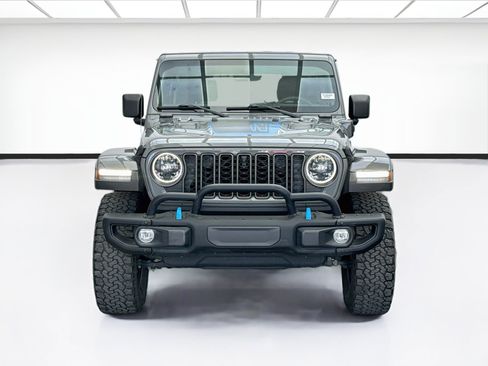 Used 2023 Jeep Wrangler Unlimited Rubicon 4xe AWD/4WD image 2