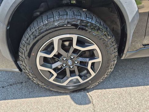 Used 2017 Subaru Crosstrek 2.0i Premium AWD/4WD image 14