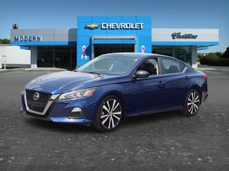 Used 2022 Nissan Altima 2.5 SR FWD video 1