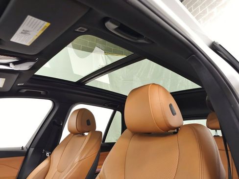 Used 2019 BMW X5 xDrive40i w/ Convenience Package image 18