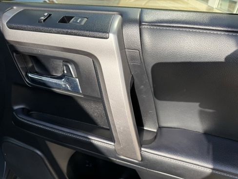 Used 2024 Toyota 4Runner SR5 Premium image 45