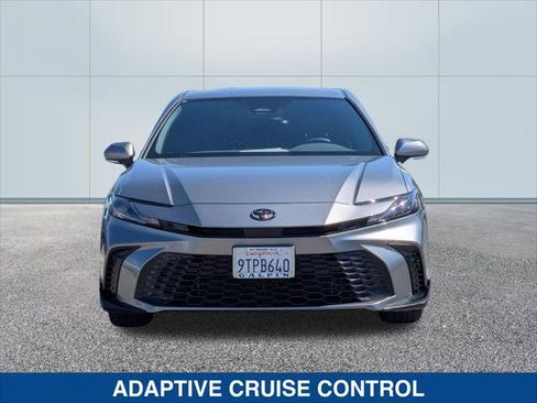 Used 2025 Toyota Camry SE w/ Convenience Package image 8