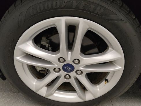 Used 2018 Ford Fusion S image 31