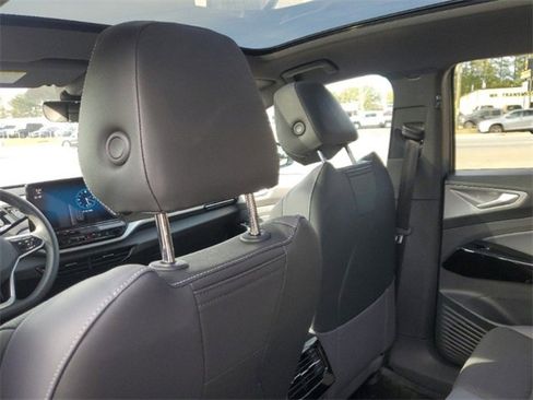 Certified 2023 Volkswagen ID.4 S image 11