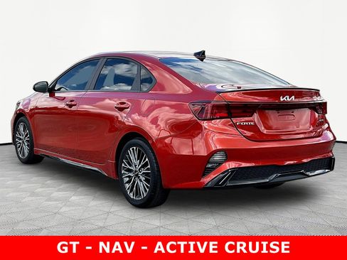 Used 2022 Kia Forte GT-Line w/ GT-Line Premium Package FWD image 4
