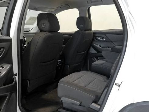 Used 2020 Chevrolet Traverse LT FWD image 39