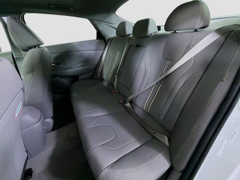 Used 2026 Hyundai Elantra SEL Sport Premium FWD image 25