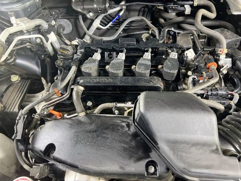 Used 2023 Honda CR-V LX image 27