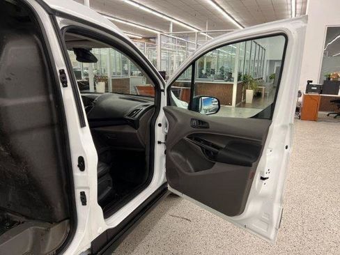Used 2022 Ford Transit Connect XL FWD image 20