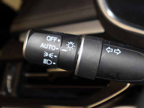 Certified 2023 Acura MDX SH-AWD w/ Technology Package image 22