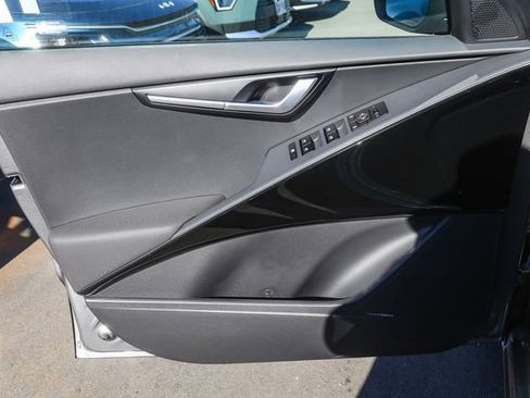 New 2026 Kia Niro EX image 21