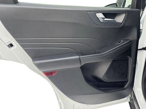 Used 2023 Ford Escape ST-Line Select image 21