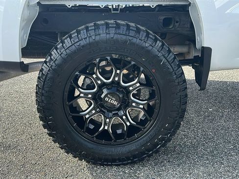 Used 2025 Chevrolet Silverado 1500 LT RWD image 18