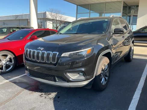 Used 2020 Jeep Cherokee Latitude Plus w/ Cold Weather Group image 1