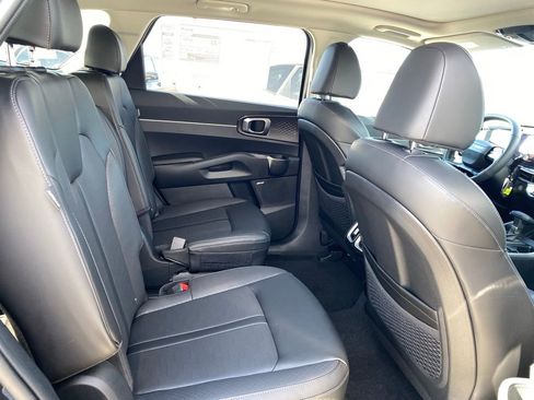 New 2026 Kia Sorento EX FWD image 23