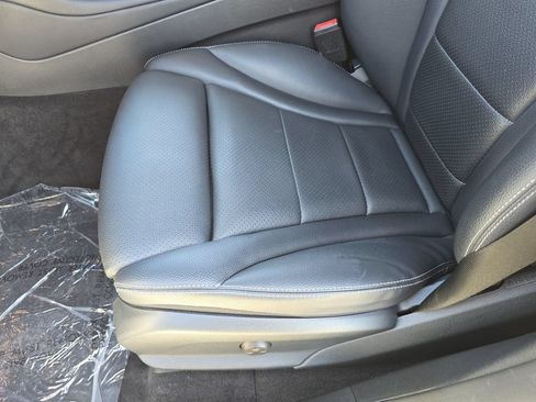 Used 2022 Mercedes-Benz GLC 300 image 31