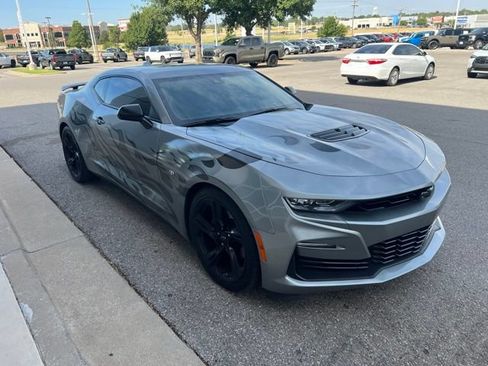 Used 2023 Chevrolet Camaro SS RWD image 5