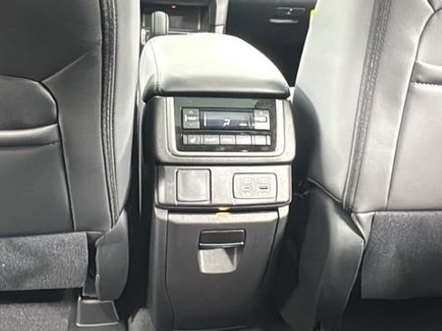 New 2026 Subaru Ascent Limited image 37