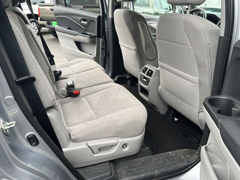 Used 2019 Honda Pilot EX image 12