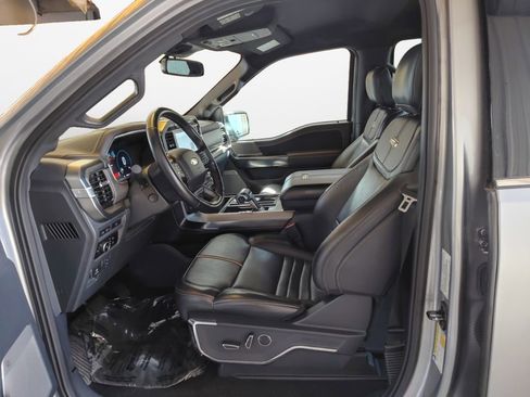 Used 2023 Ford F150 Platinum image 18