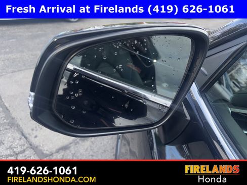 Used 2020 Toyota Highlander XLE image 9