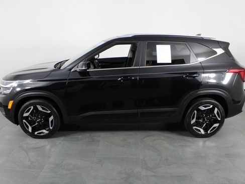 Used 2024 Kia Seltos SX w/ SX Sunroof Package AWD/4WD image 14