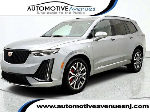 Used 2024 Cadillac XT6 Sport w/ Technology Package AWD/4WD image 1