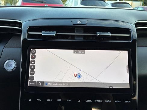 Used 2024 Hyundai Tucson Limited AWD/4WD image 35