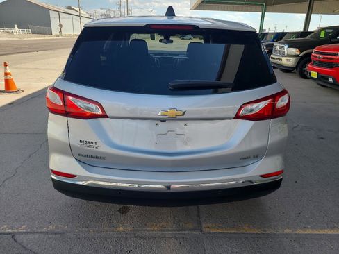 Used 2021 Chevrolet Equinox LT w/ Driver Convenience Package image 6