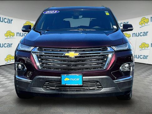 Used 2023 Chevrolet Traverse LT w/ LT Premium Package image 2