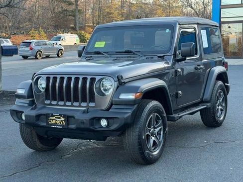 Used 2018 Jeep Wrangler Sport AWD/4WD image 2