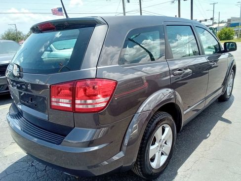 Used 2019 Dodge Journey SE w/ Comfort & Convenience Group FWD image 5