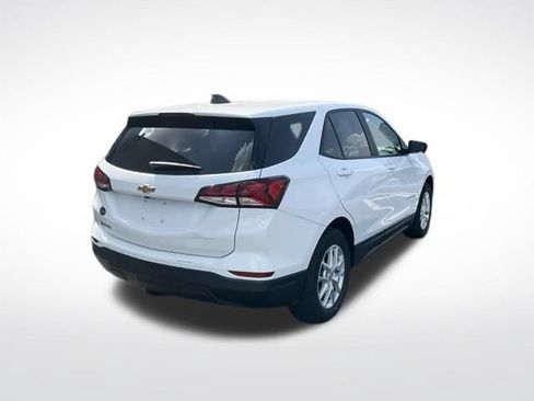 Used 2023 Chevrolet Equinox LS w/ LS Convenience Package FWD image 15