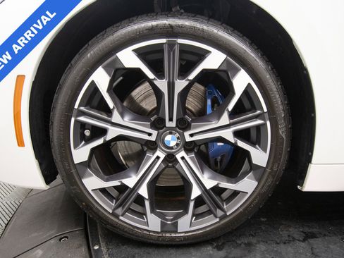 Used 2025 BMW M240i xDrive Coupe image 32