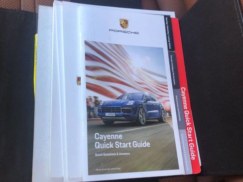 Used 2019 Porsche Cayenne Turbo w/ Sportdesign Package image 34