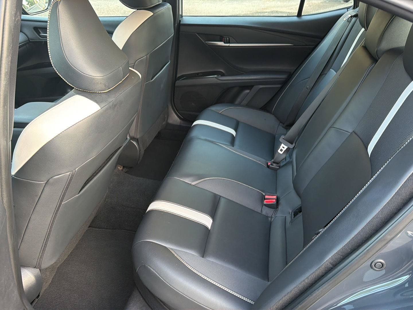 Certified 2025 Toyota Camry SE FWD image 11