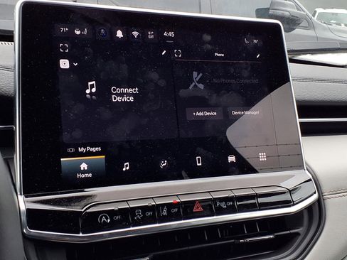 Used 2026 Jeep Compass Limited image 9